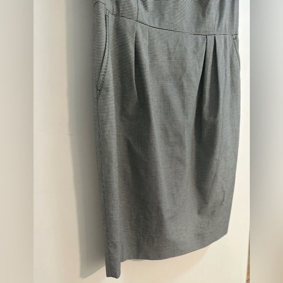 A-line midi cotton black and white houndstooth dress with detail - Picture 9 of 16